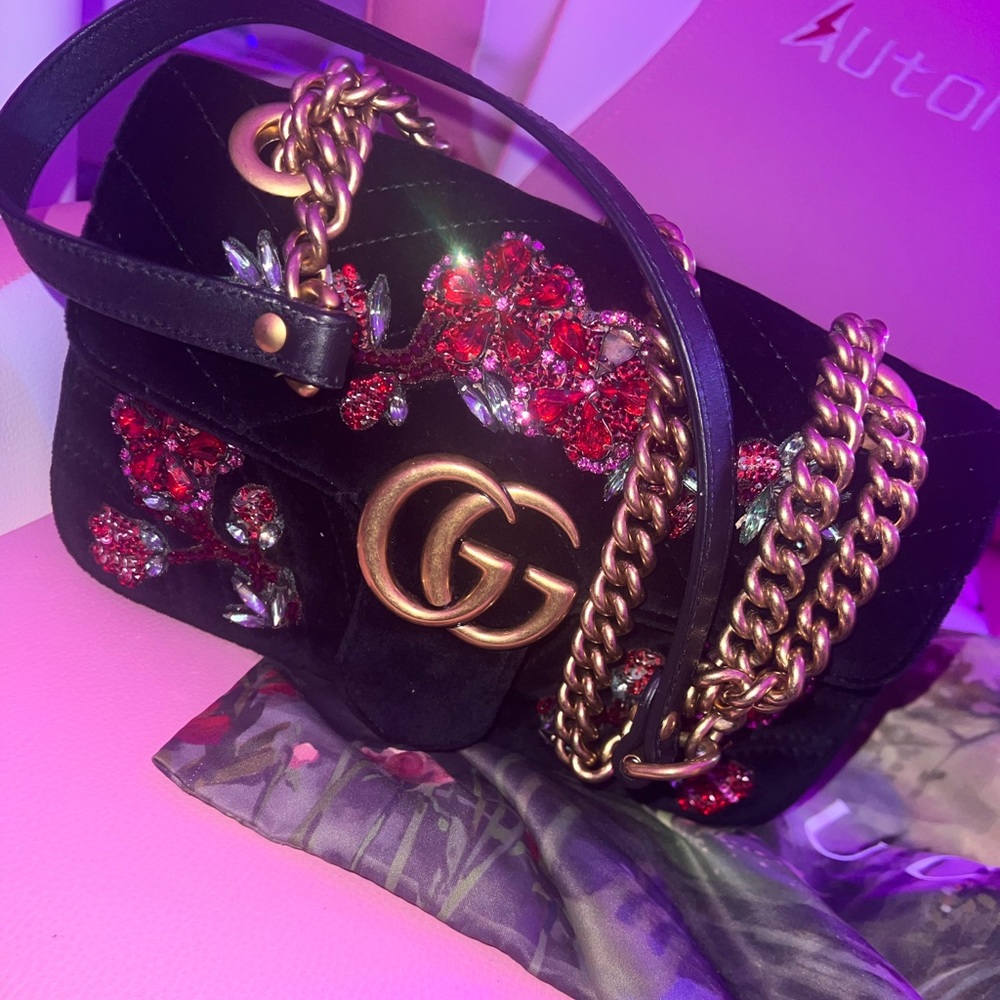 AUTHENTIC GUCCI MORMONT CRYSTAL BAG 💥